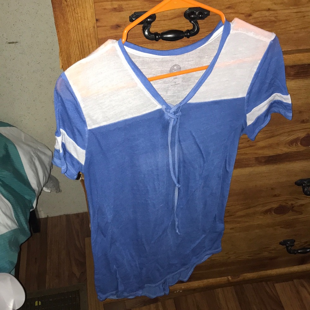 Blue/white t-shirt